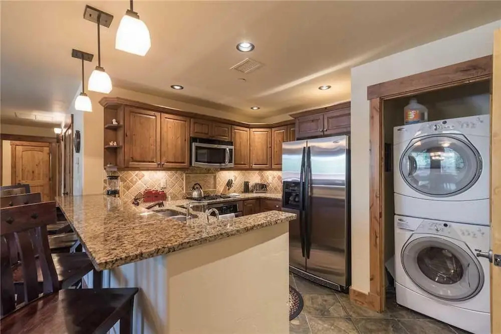 5112 Emerald Lodge, Trappeur's Crossing Apartment 2