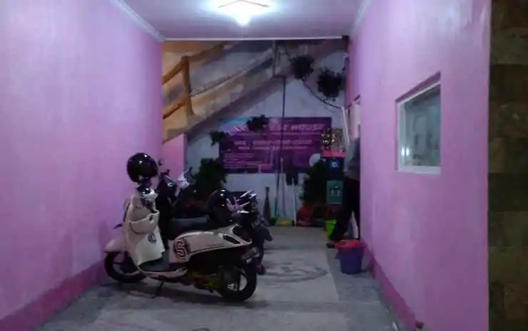 Pinky Guest House Syariah Kota Batu