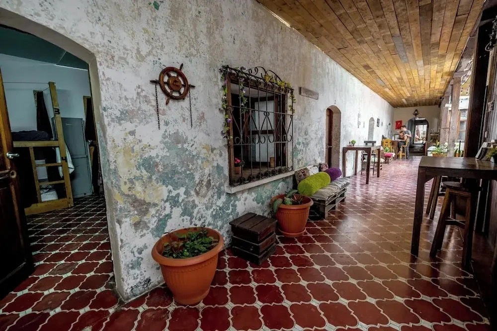 Amura Hostel - Antigua Guatemala