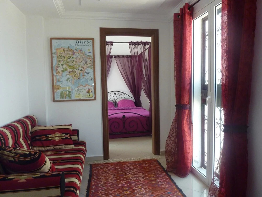 House With 3 Bedrooms in Houmt Souk, With Wonderful sea View, Private