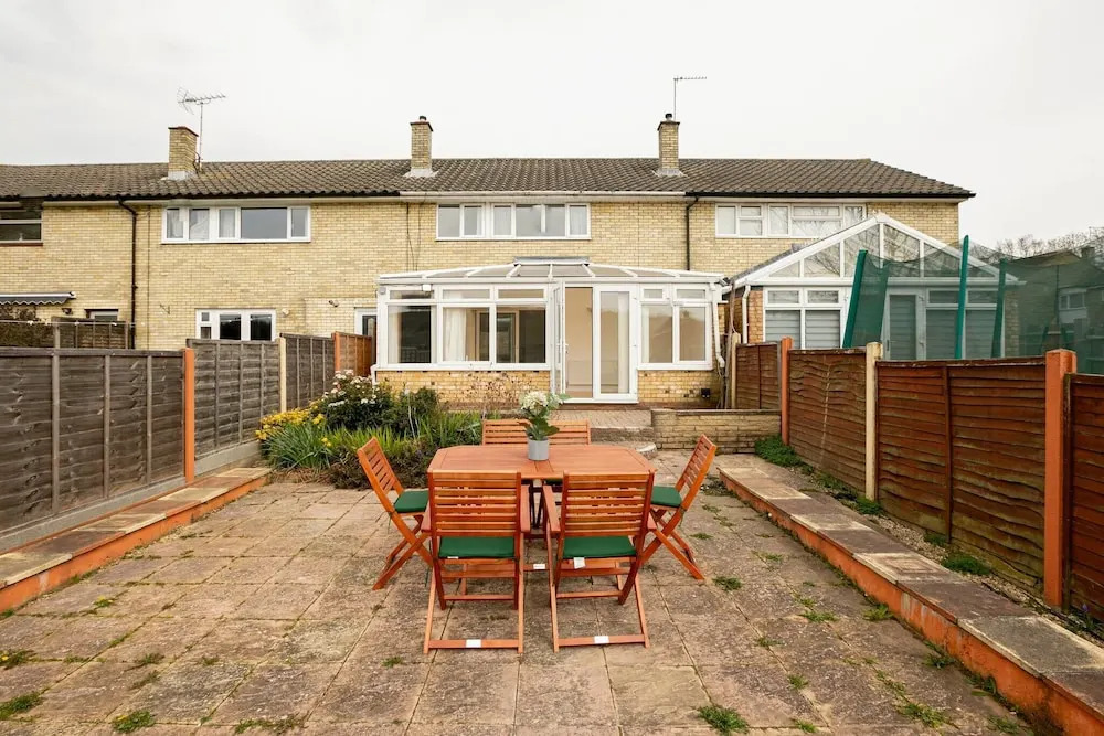 Skyvillion - 3bed Home W Grdn For A Family Getaway
