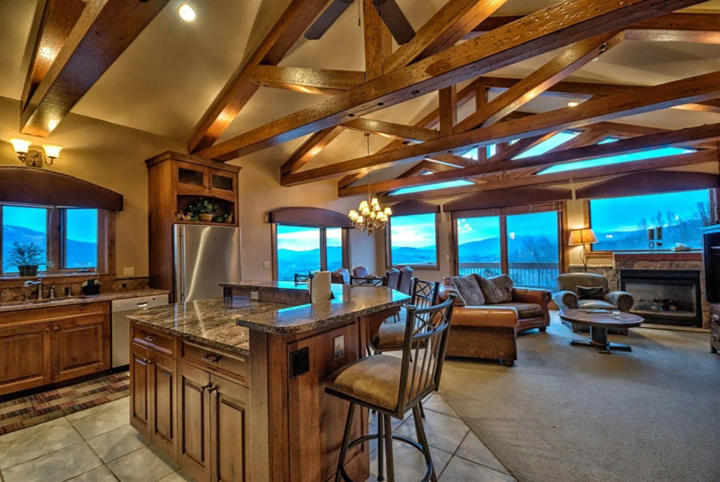Overlook Chalet