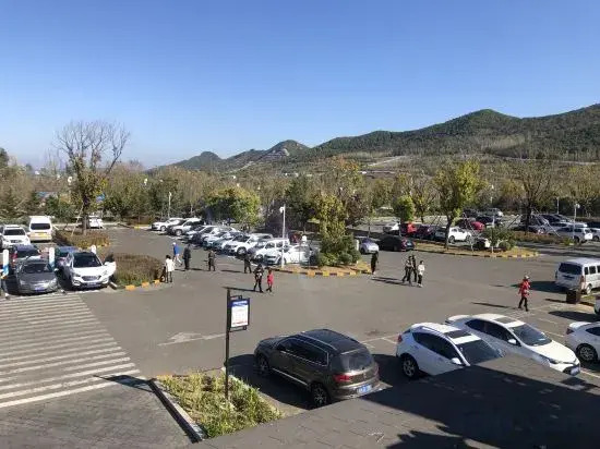 Qingshan Inn
