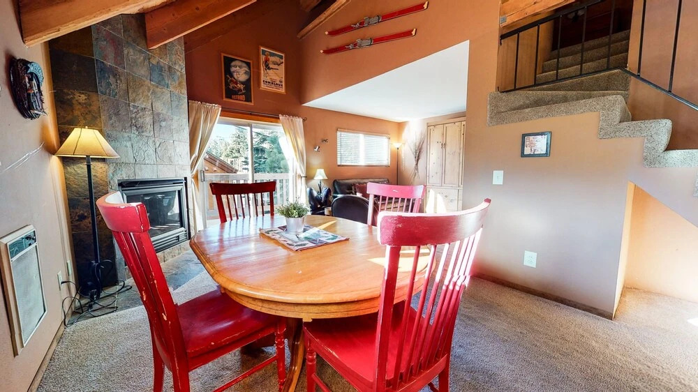 Mammoth View Villas 35
