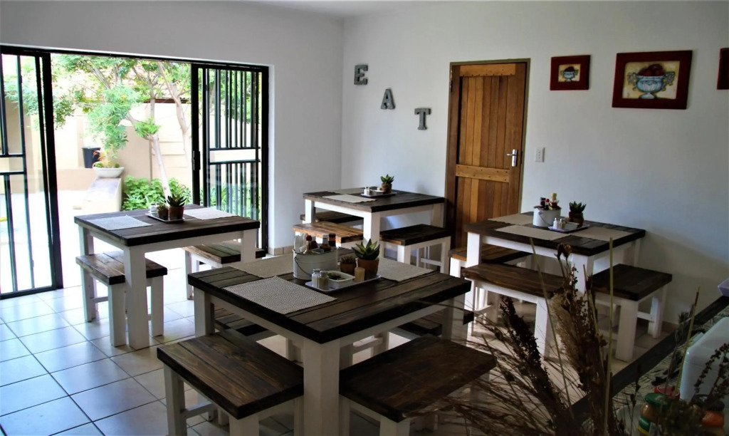 Mahem Manor Guesthouse