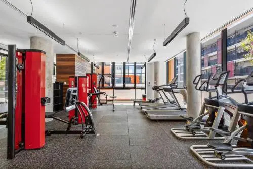 Large 2BR+Comfy+Parking Included