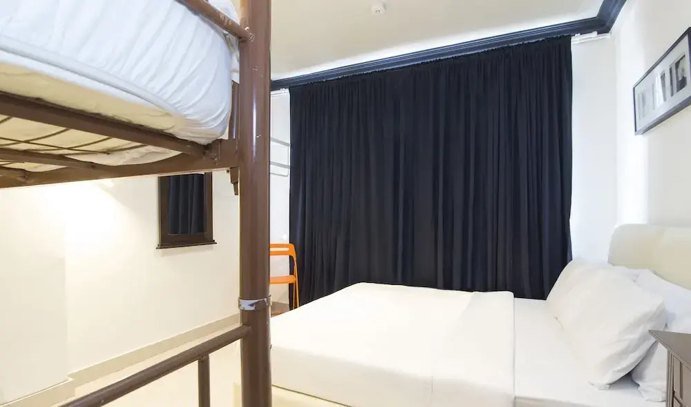 ZEN Hostel The Bed Station