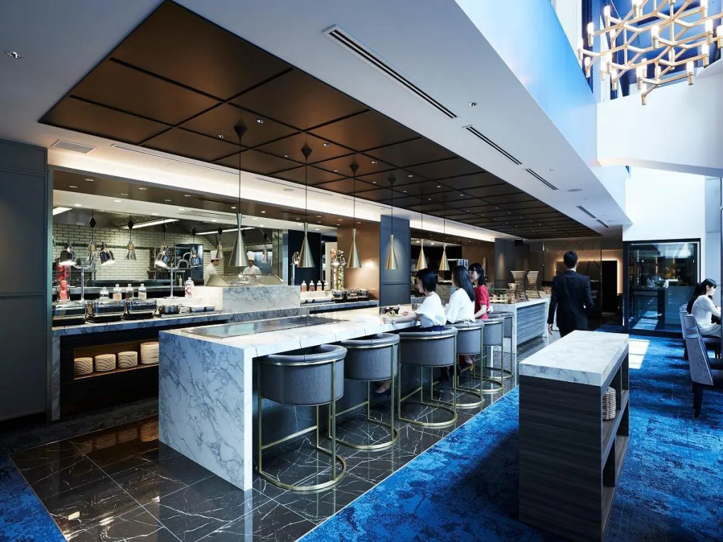 Cross Hotel Osaka