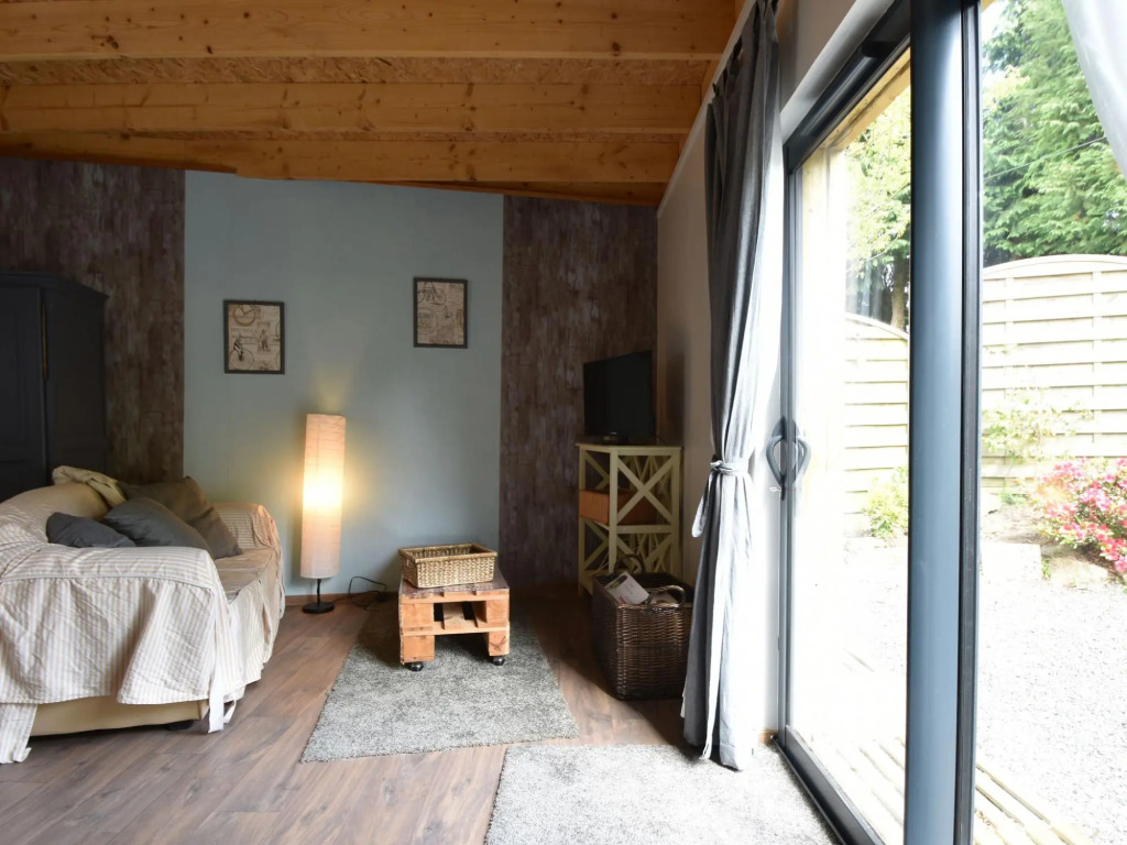 Quaint Holiday Home  in Saint-Gilles-les-Bois with Garden