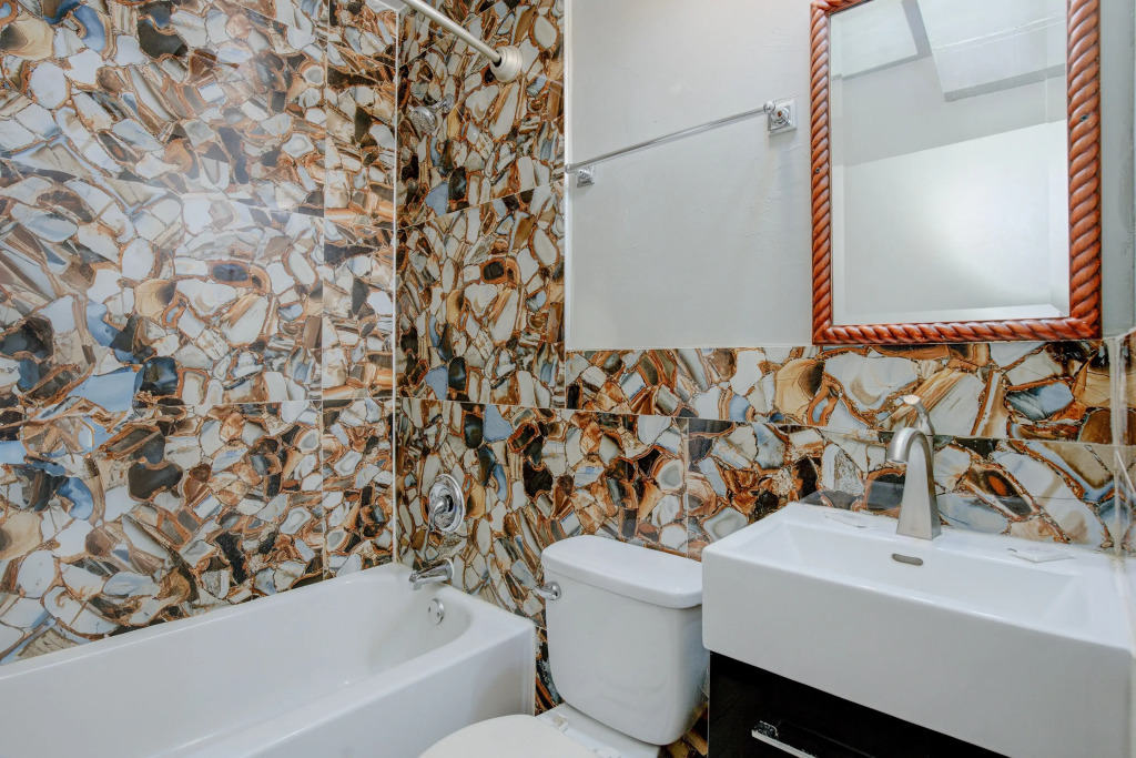 Hotel O Miami Inn & Suites Chicago Midway Airport