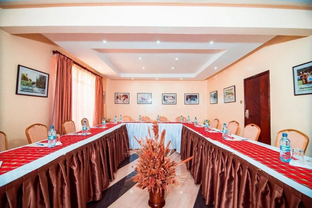 Falcon Heights Hotel