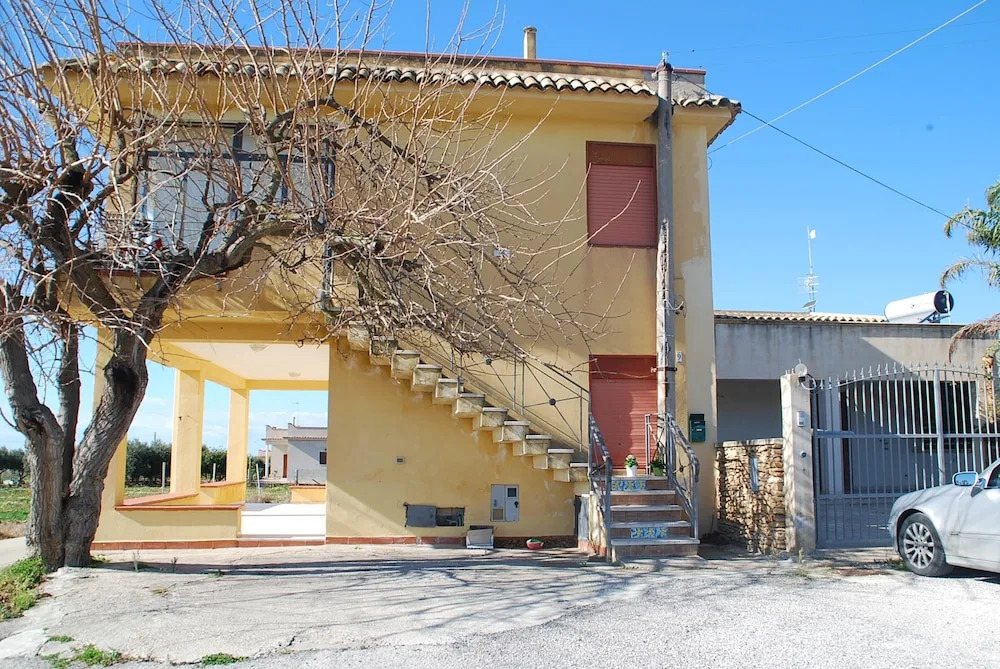 Apartment with 2 Bedrooms in Porto Palo, with Wonderful Sea View And Furnished Terrace
