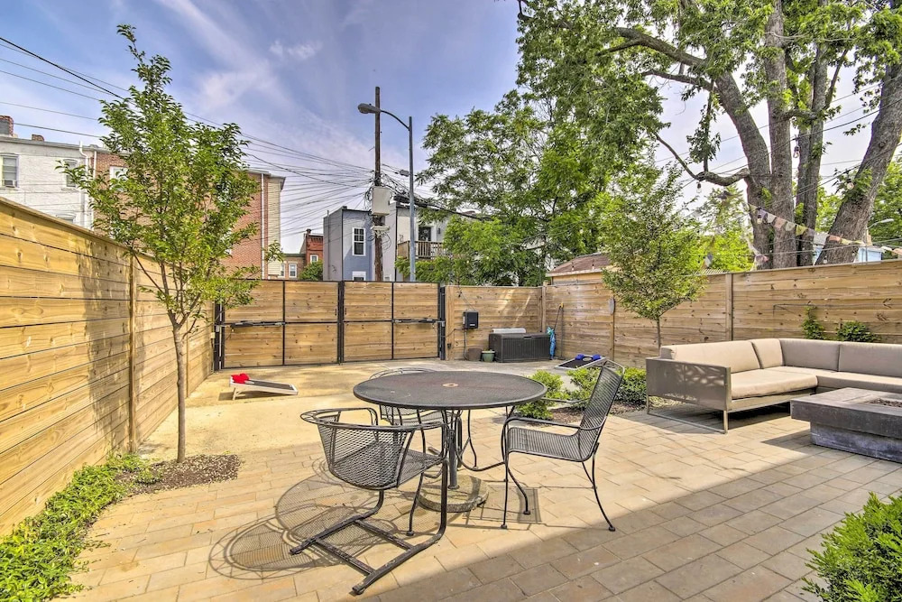 2 Mi to National Mall: Modern DC Retreat w/ Patio