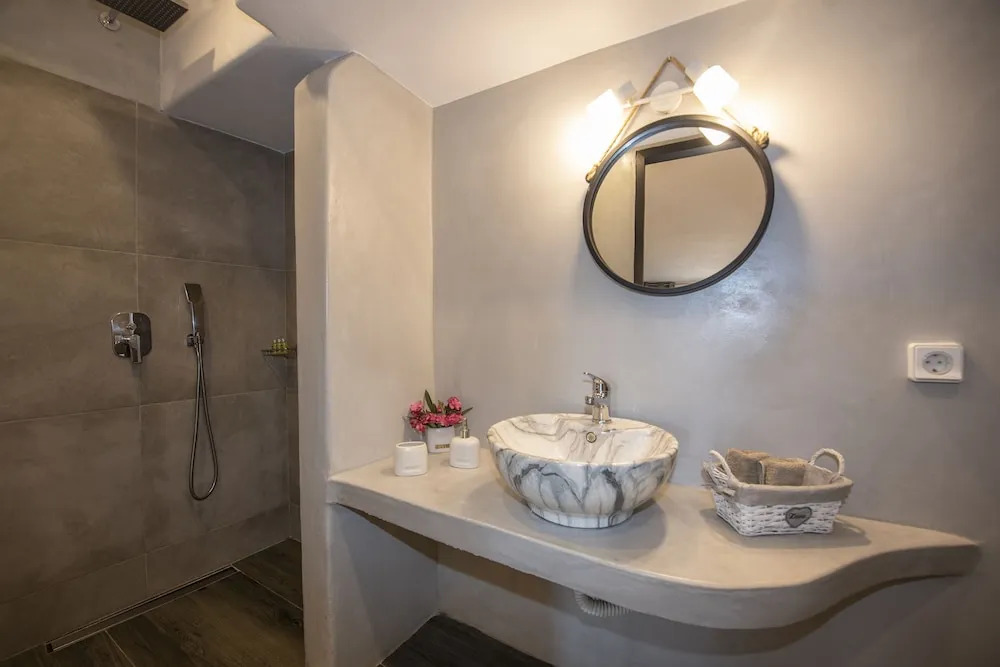 Myrsinis Luxury Suites Merchia