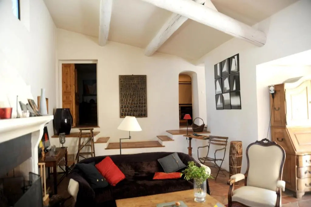 Villa élégante avec piscine privée à Ansouis, vues montagne