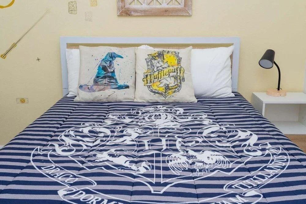 Townhouse 3 BR, 2.5 BA Villa Sleeps 10