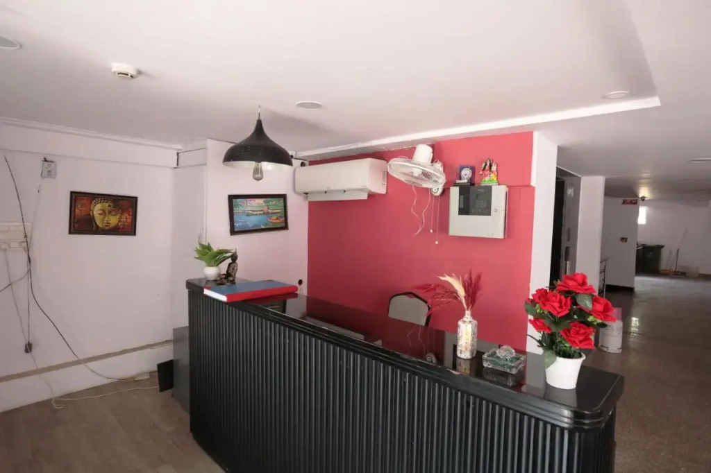 Hotel Blossom Inn