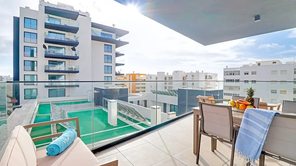 SKY Beach Apartment in Quarteira