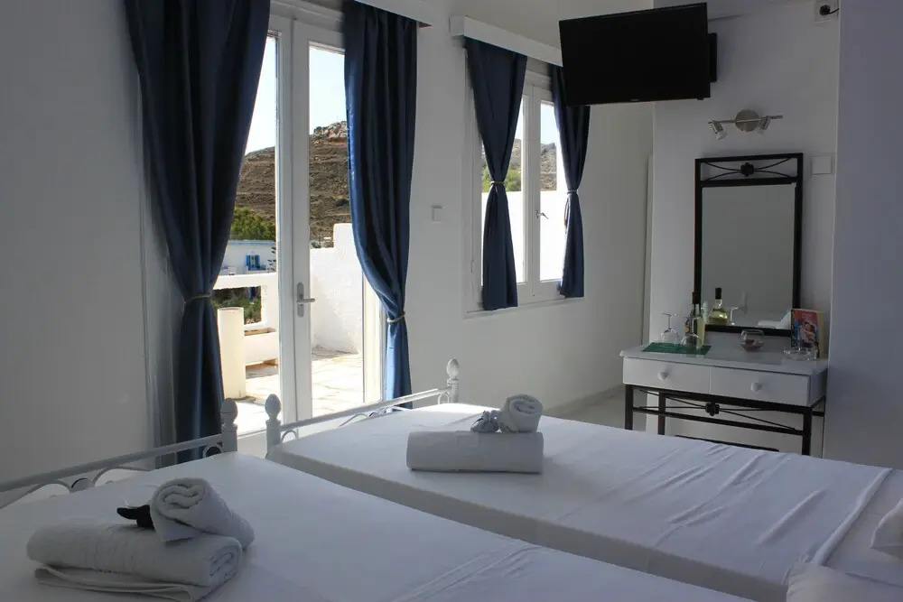 Syros Holidays