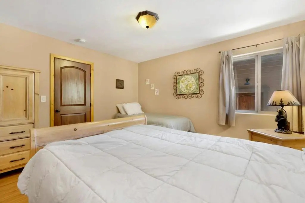 Top Notch Lodge #2056 by Big Bear Vacations