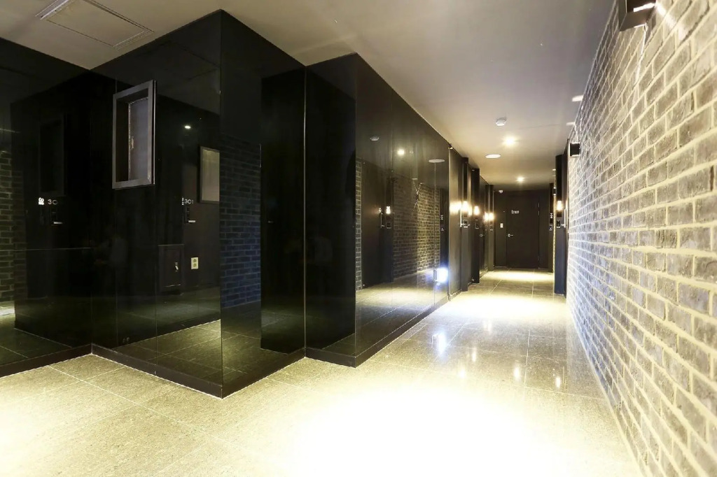 Hwagok XYM Hotel