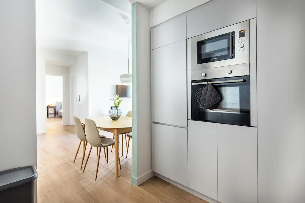 Nostalgia 1-Bedroom Apartment in Athens
