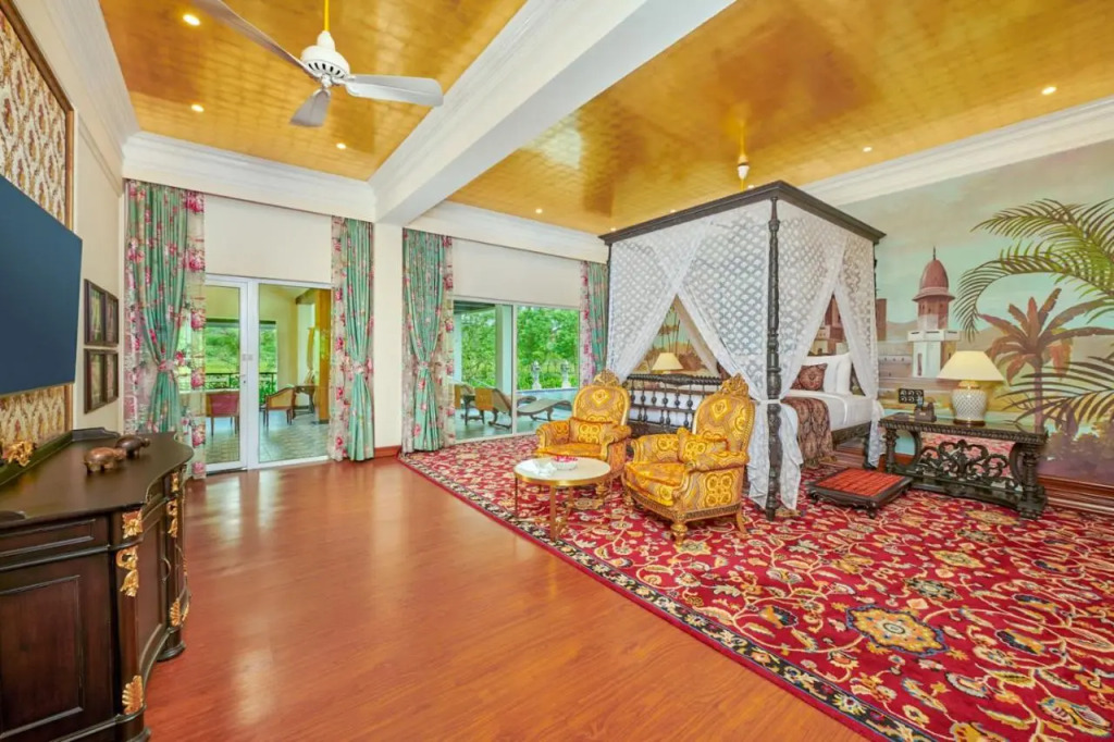 MAYFAIR Tea Resort