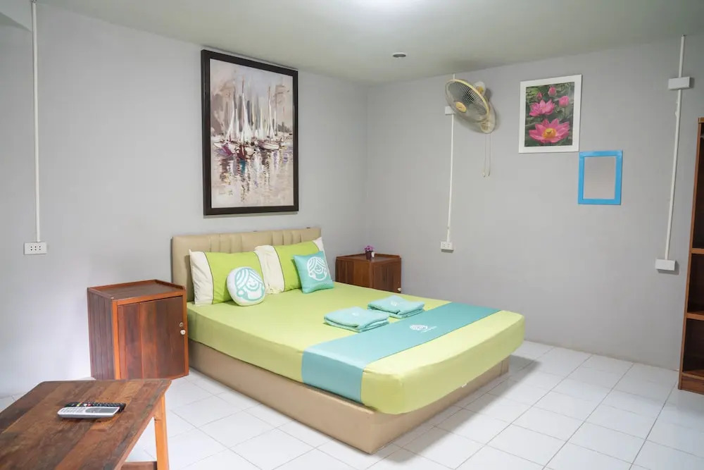 Stay in the heart of historical land- Ayutthaya !
