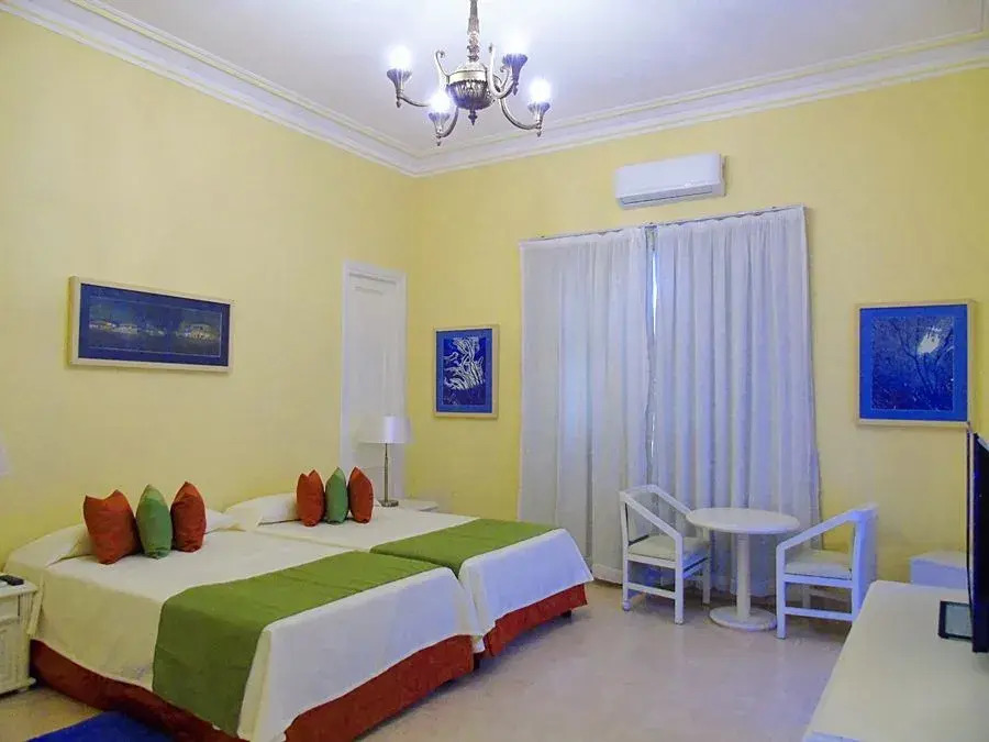 Hotel E Mirazul
