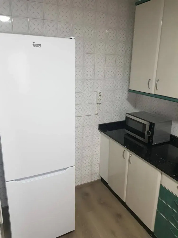 Apartment in Fragoso Street, Very Spacious and Close to Samil