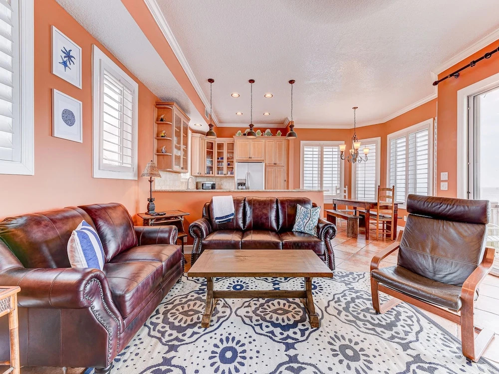 Sun And Surf - Four Bedroom Home