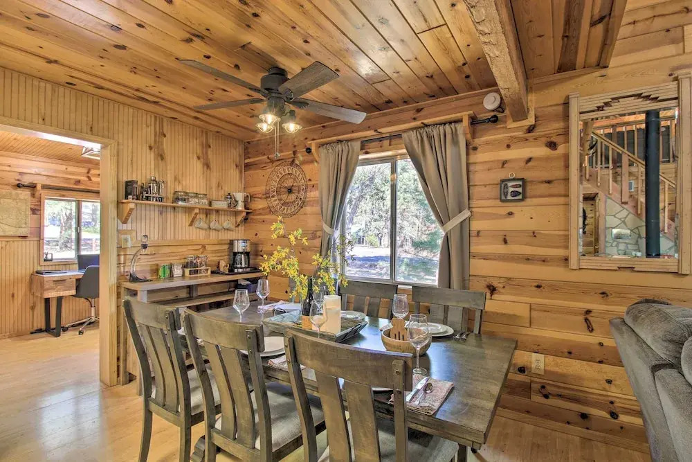 Large Deck, Grill: Pet-friendly Show Low Retreat!