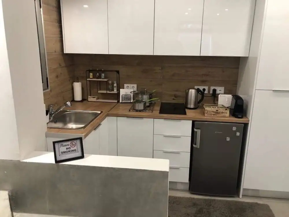 Kolonaki Semi Underground Loft
