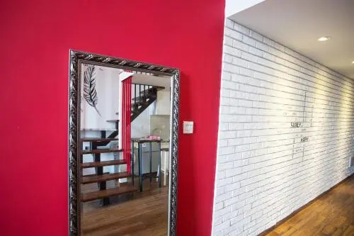 April Fair Duplex Apartment Guangzhou South Railway Station Ao Yuan Yue Shi Dai Branch