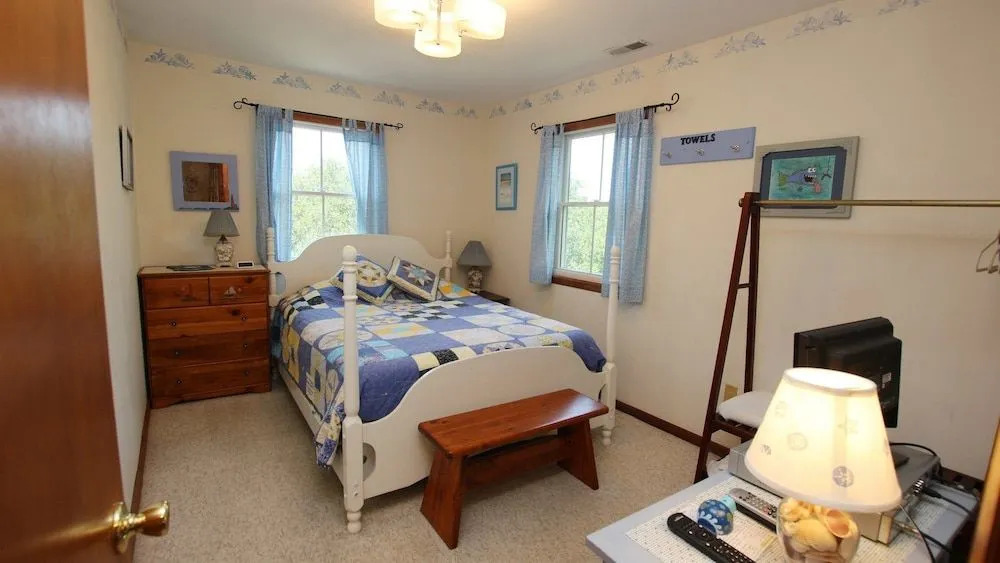 Whalin - 4 Br Home