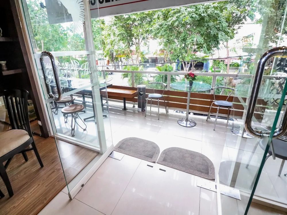 NIDA Rooms Raya Dukuh Kupang 50