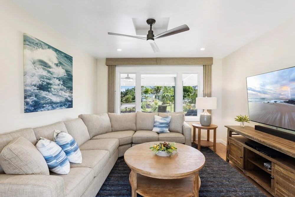 Kapiolani - As Seen On Hgtv 3 Bedroom Home by RedAwning
