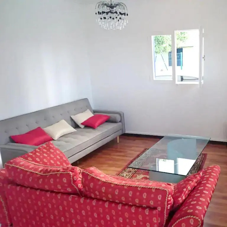 Maison de 2 chambres avec jardin clos et wifi a Sainte Clotilde