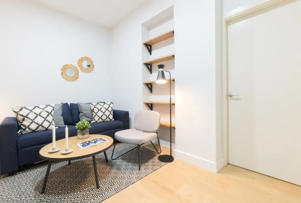 Royal Apart. la Almudena by Allô Housing