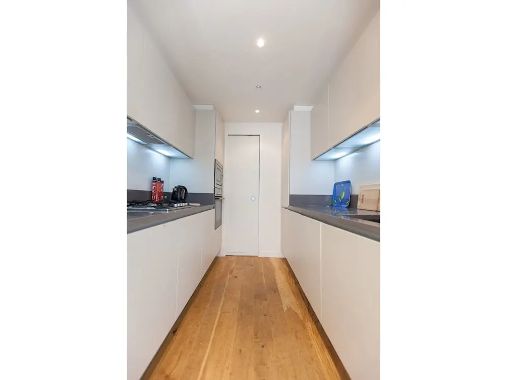 Elegant and Modern Apartment in Central Edinburgh