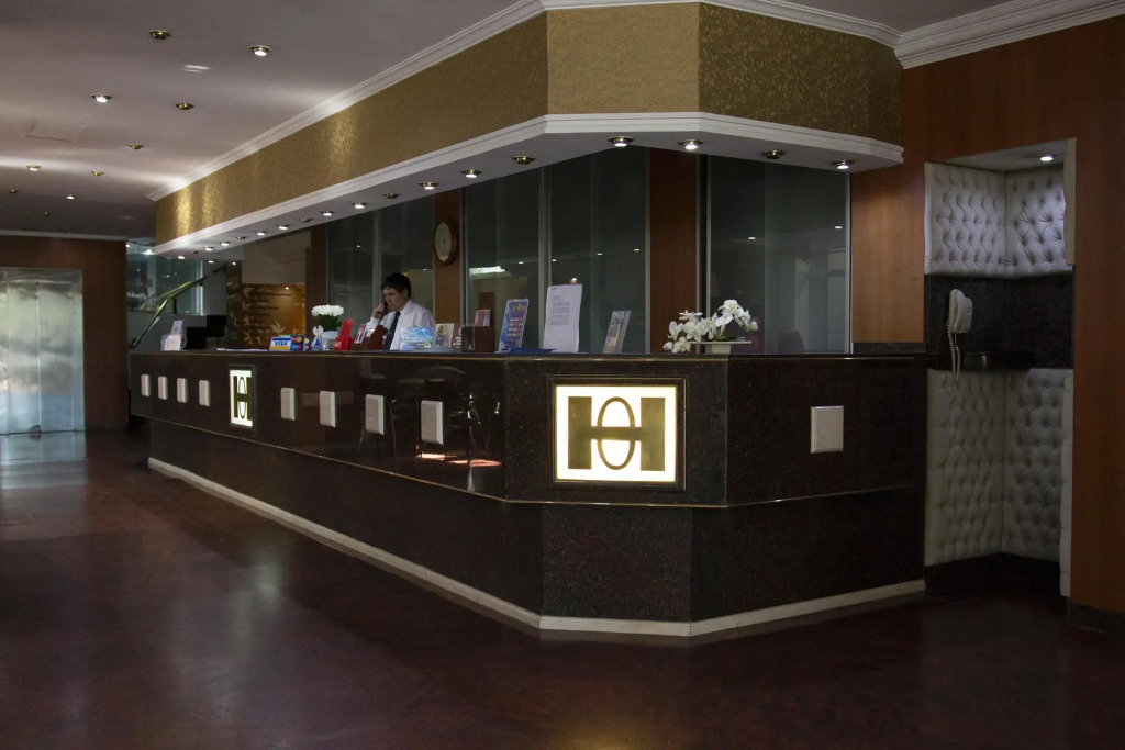 Hotel Orly