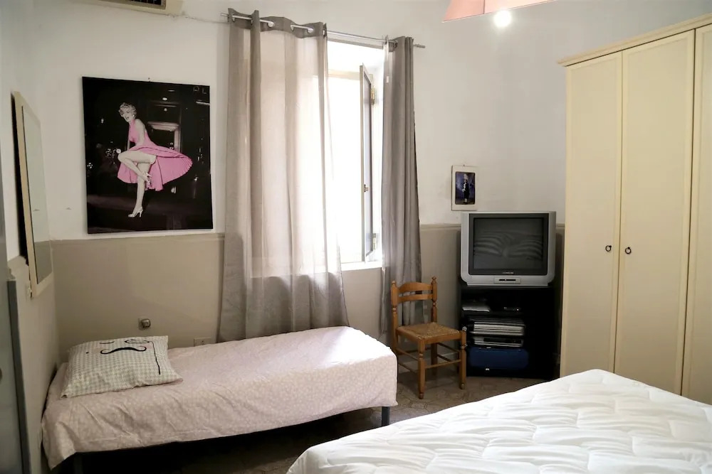 House with 3 Bedrooms in Avola, with Wonderful City View And Furnished Terrace - 3 Km From the Beach