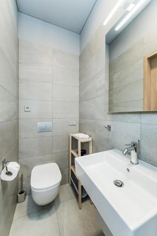 River city apartments No. 3 by URBAN RENT