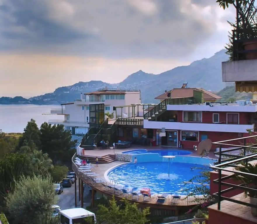 Residence Letojanni