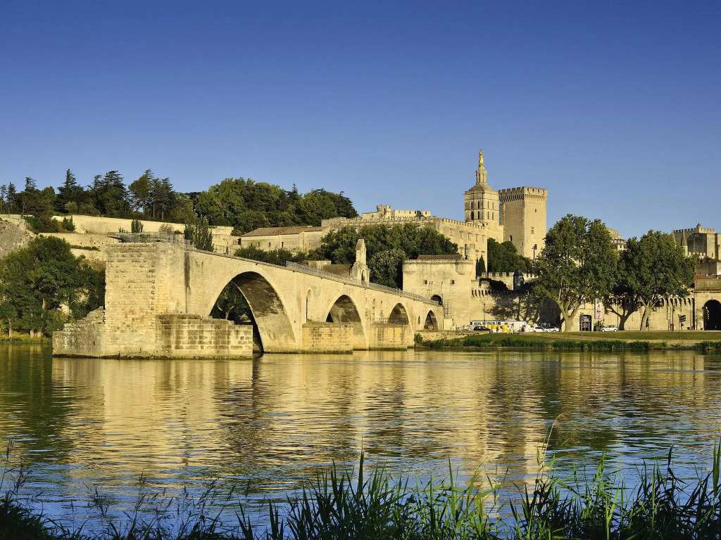 ibis Avignon Sud