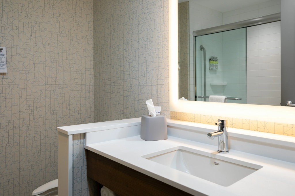 Holiday Inn Express - Lethbridge Southeast by IHG