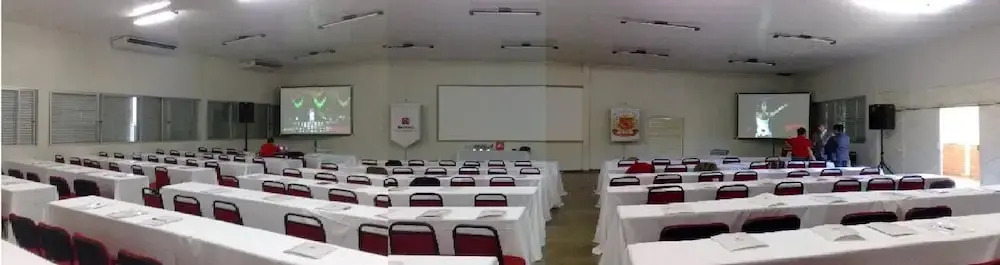 Estancia Park Hotel