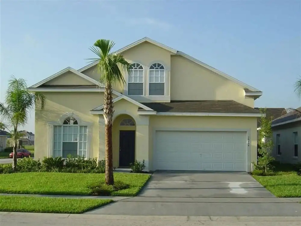 A wonderful 4 bedroom villa with it own pool in Glenbrook Resort