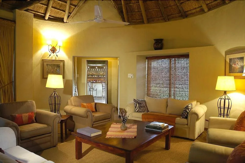 N'Kaya Lodge