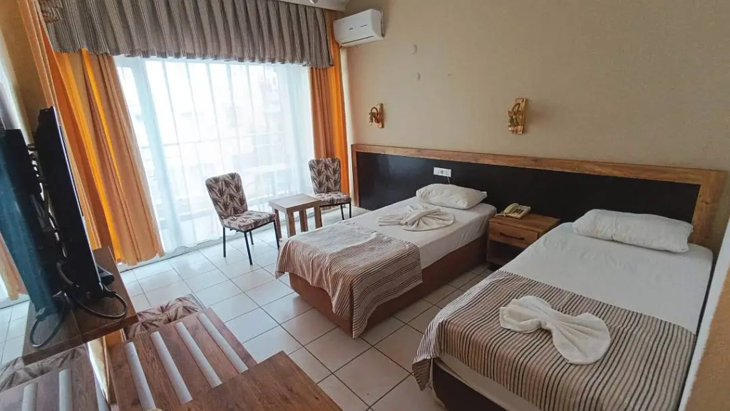 Kleopatra Bebek Hotel